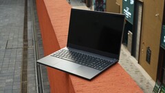 La CoreBook Xe se lanzará el mes que viene a partir de 699 dólares.(Fuente de la imagen: Chuwi)