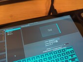 Sustituir la pantalla de Steam Deck podría ser un proceso largo. (Fuente de la imagen: @balika011)