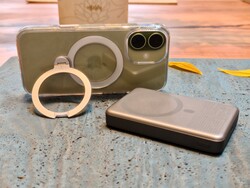 En la prueba: La batería Go-MiniMag Qi2 de Torras y la funda Ostand para iPhone 17. 