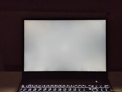 Casi sin sangrado de retroiluminación