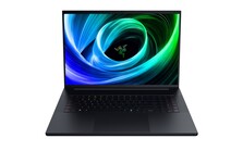 Ángulo frontal del portátil para juegos Razer Blade 18 (Fuente de la imagen: Razer PR)