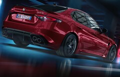 Se espera que el Alfa Romeo Giulia Quadrifoglio con motor de combustión interna sea sustituido por un sucesor eléctrico en 2025 (Imagen: Alfa Romeo)