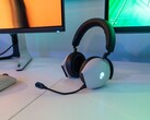 Dell ha presentado los auriculares inalámbricos para juegos Alienware Tri-Mode en el CES 2022 (imagen vía Dell)