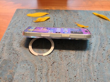 funda giratoria 360° Ostand para iPhone 17