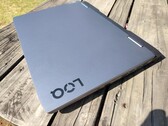 El Lenovo LOQ 16IRH8. (Fuente de la imagen: Darryl Linington - Notebookcheck)