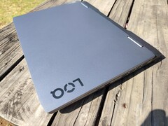 El Lenovo LOQ 16IRH8. (Fuente de la imagen: Darryl Linington - Notebookcheck)