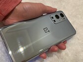 El OnePlus 9 Pro debería llegar el mes que viene junto al OnePlus 9, como mínimo. S(Fuente de la imagen: Dave Lee)