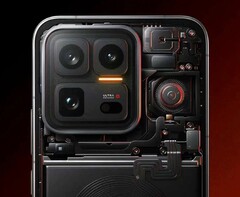 El iQOO 15 Ultra tiene un ventilador activo. (Fuente de la imagen: Vivo)