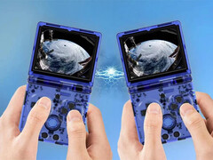 Se espera que Anbernic presente un nuevo chipset tras el lanzamiento del RG34XX SP, RG35XX SP en la imagen. (Fuente de la imagen: Anbernic)