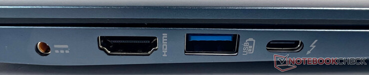 Izquierda: 1 fuente de alimentación, 1 HDMI, 1 USB Tipo-A Gen 3.2, 1 USB Tipo-C con Thunderbolt 4