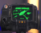 La réplica funcional del Pip Boy 3000 de Bethesda y The Wand Company en la imagen (fuente de la imagen: IGN YT)