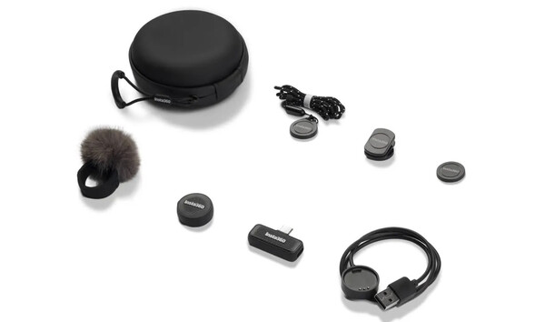 La Insta360 Mic Air viene con todos los accesorios que necesitará. (Fuente de la imagen: Insta360)