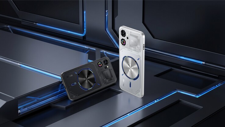 El Neo 5 GT Special Edition está disponible en negro «surge» y plata «glacial»,