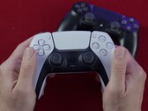 Sony tiene previsto lanzar el mando PS5 Pro a finales de este mes (imagen vía Unsplash)