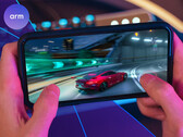 A partir de 2026, las GPU ARM vendrán con aceleradores de tipo NPU para alimentar los NSS. En la imagen: un teléfono ejecutando un juego para móviles. (Fuente de la imagen: ARM)
