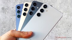 Según @Tech_Reve, hay indicios concretos de que las sucesoras de las Galaxy S24 y Galaxy S24+ recibirán finalmente una nueva cámara.