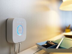 Philips Hue está lanzando una actualización para el Hue Bridge (en la imagen). (Fuente de la imagen: Philips Hue)
