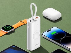 La Ally Powerbank de Stuffcool tiene varios puertos y una almohadilla de carga inalámbrica. (Fuente de la imagen: Stuffcool)