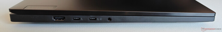 Izquierda: HDMI 2.1, 2x USB-C 4.0 con Thunderbolt 5 (80 Gbit/s, DisplayPort 2.1, Power Delivery 3.1), audio de 3,5 mm
