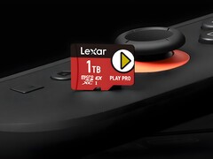 Tarjeta microSD Express de 1TB de Lexar descansando en Switch 2 (Fuente de la imagen: Lexar con modificaciones)