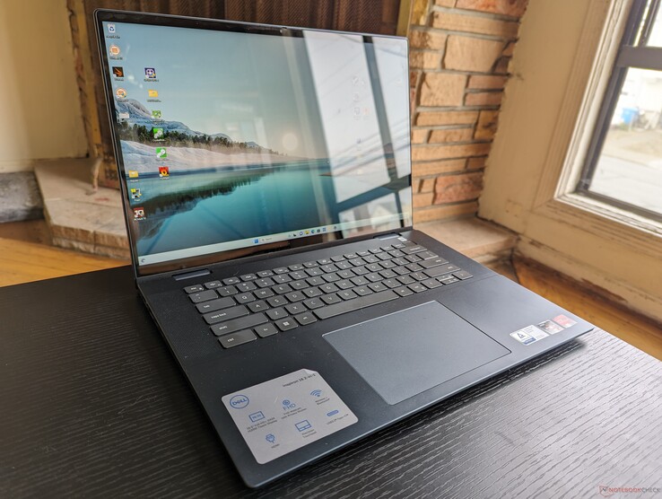 2023 Dell Inspiron 16 7635 2 en 1 2023 Dell Inspiron 16 7635 2 en 1