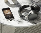 Los auriculares inalámbricos HDB 630 de Sennheiser incluyen un transmisor USB-C para smartphones compatible con la transmisión de audio aptX Adaptive de alta resolución. (Fuente de la imagen: Sennheiser)