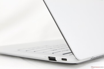 El chasis CNC mate de aleación de Mg-Al con 