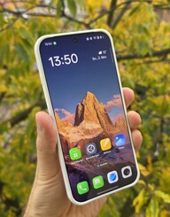 Reseña del Oppo Find X9 Pro. (Fuente de la imagen: Marcus Herbrich)