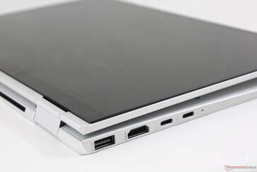 El modo de tableta es más fácil de usar que en el antiguo x360 1030 G4 debido a su menor tamaño y peso.