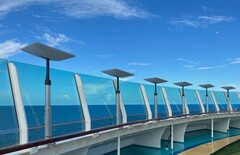 Platos de Starlink Maritime en un crucero (imagen: Royal Caribbean)