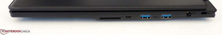 derecha: lector SD, Thunderbolt 3, 2x USB-A 3.0, toma de corriente, Kensington Lock