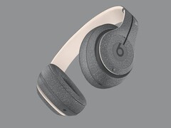 Apple Los nuevos auriculares inalámbricos Beats Studio3 tienen un llamativo color gris con motas (Imagen: Apple)