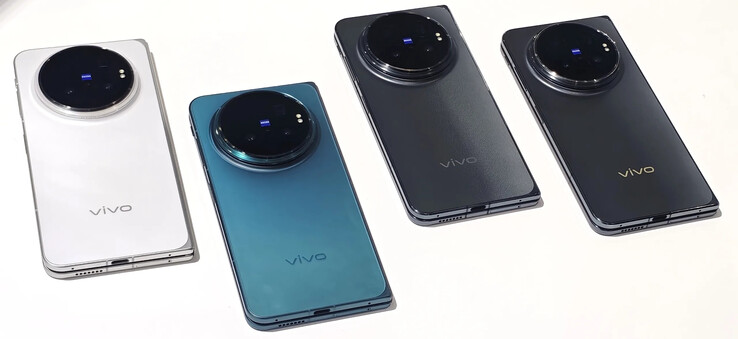 El Vivo X Fold6 en sus cuatro colores de lanzamiento.