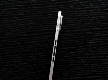 Se rumorea que esta tableta para videojuegos de gama alta tiene un grosor de tan solo unos 5,74 mm.