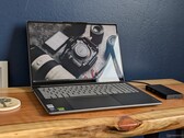 Análisis del Lenovo Yoga Pro 9 16IAH10 RTX 5050: No es la mejor configuración