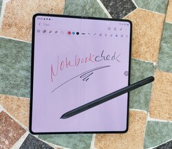 El S Pen no se incluye con el Galaxy Fold4