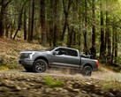 El F-150 Lightning Pro de Ford incorpora una transmisión AWD de doble motor para hacer travesuras fuera de la carretera. (Fuente de la imagen: Ford)