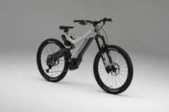 La bicicleta eléctrica de concepto Honda e-MTB tiene un cuadro inusual con un basculante. (Fuente de la imagen: Honda)