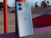 Motorola ofrecerá el Moto G24 Power en dos tonos de azul. (Fuente de la imagen: Motorola)