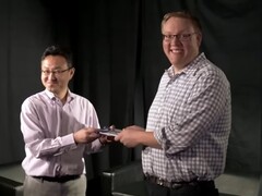 Shuhei Yoshida formaba parte del dúo que se burló de Xbox allá por 2013 por restringir el uso compartido de juegos en la Xbox One.