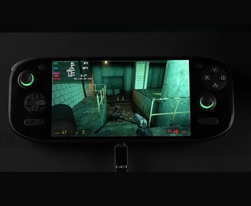 Half-Life 2 alcanza los 124 FPS en el Portal Ayn Odin 2 mediante Proton 11 ARM64, ejecutado con un teclado y un ratón externos.