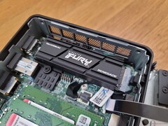 Kingston Fury Renegade 2 TB PCIe4 SSD para PS5 a la venta por 205 dólares