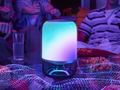 La lámpara de mesa 2 Pro x Sound by JBL de Govee (en la imagen) ha llegado a Europa. (Fuente de la imagen: Govee)
