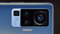 Un primer plano de la cámara &quot;gimbal&quot; en el Vivo X50 Pro. (Fuente de la imagen: Vivo)