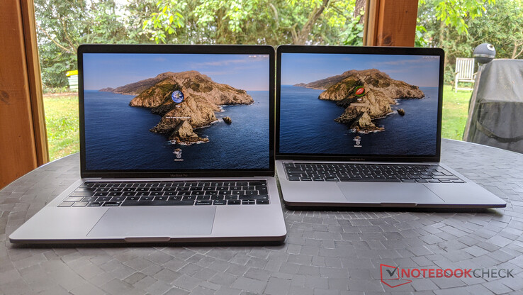 MacBook Pro 13 2019 (izquierda) contra MacBook Po 13 2020 (derecha)