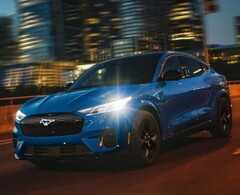 El Ford Mustang eléctrico Mach-E (Fuente de la imagen: Ford)