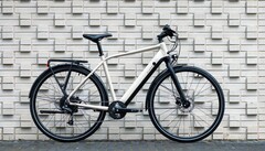 La bicicleta eléctrica Elops LD500E de Decathlon tiene hasta 115 km de autonomía de asistencia. (Fuente de la imagen: Decathlon)