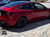 Tesla Model 3 Ludicrous en Malibú (imagen: BooDev/X)