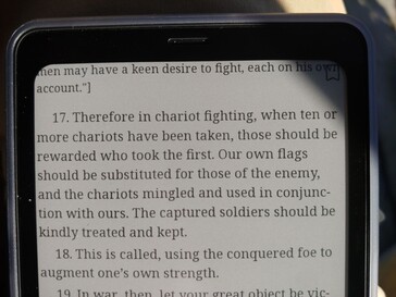 Las esquinas redondeadas cortan el texto.