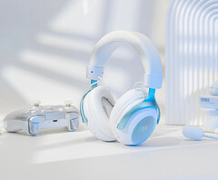 Los auriculares cuentan con transductores dinámicos de 50 mm, sonido envolvente virtual 7.1 y un sistema de doble micrófono con cancelación de ruido ambiental.